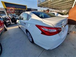 نيسان ألتيما